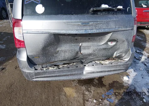 2014 Chrysler Town & Country Touring from USA, damaged, VIN 2C4RC1BG6ER447542